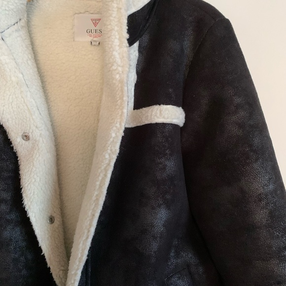 Guess Faux Suede and Sherpa interior Winter/ Fall Jacket - Picture 2 of 6